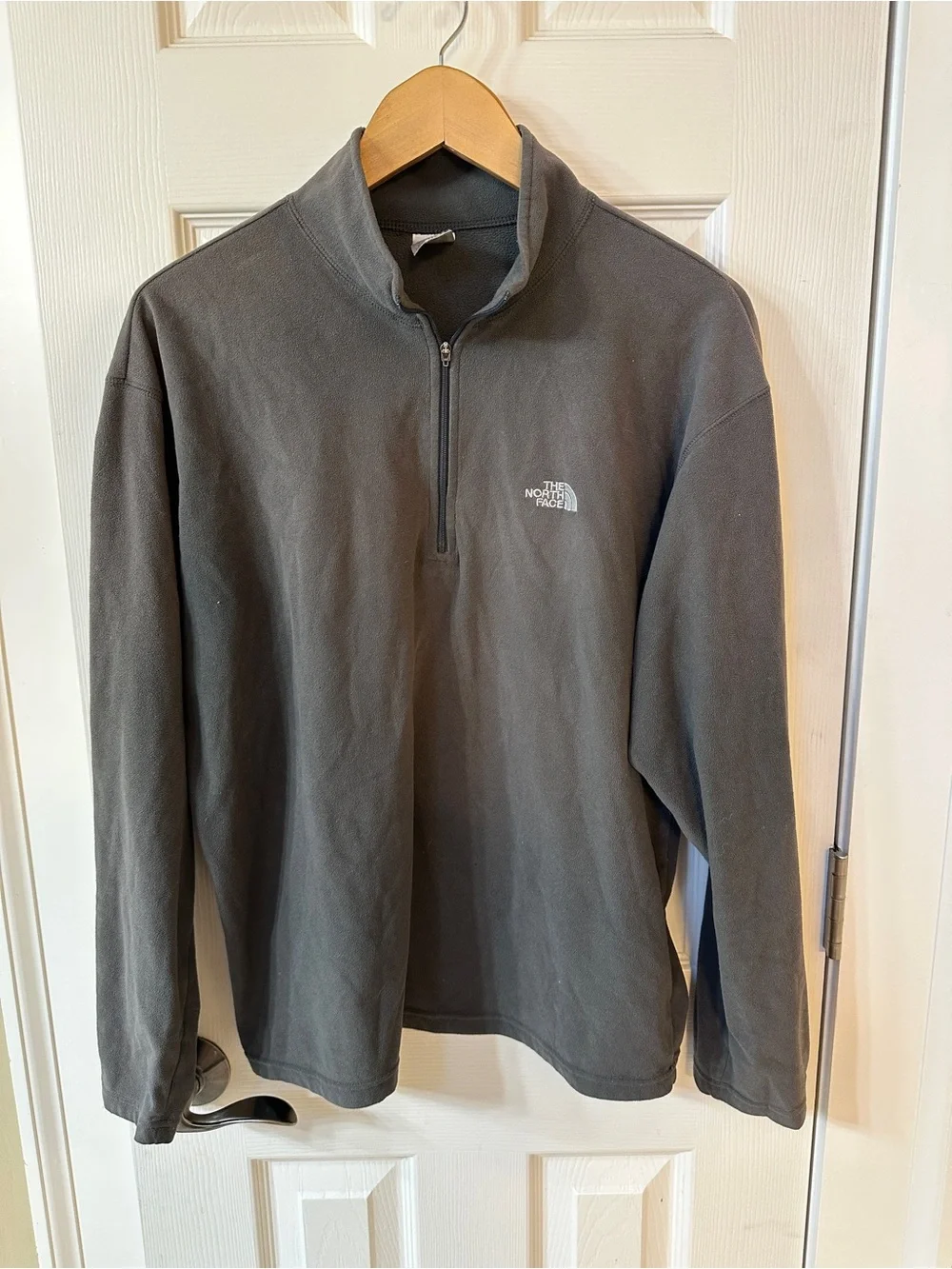 The North Face‎ Pullover Sweater Quarter Zip Fleece Gray  Mens M Sporty Classic